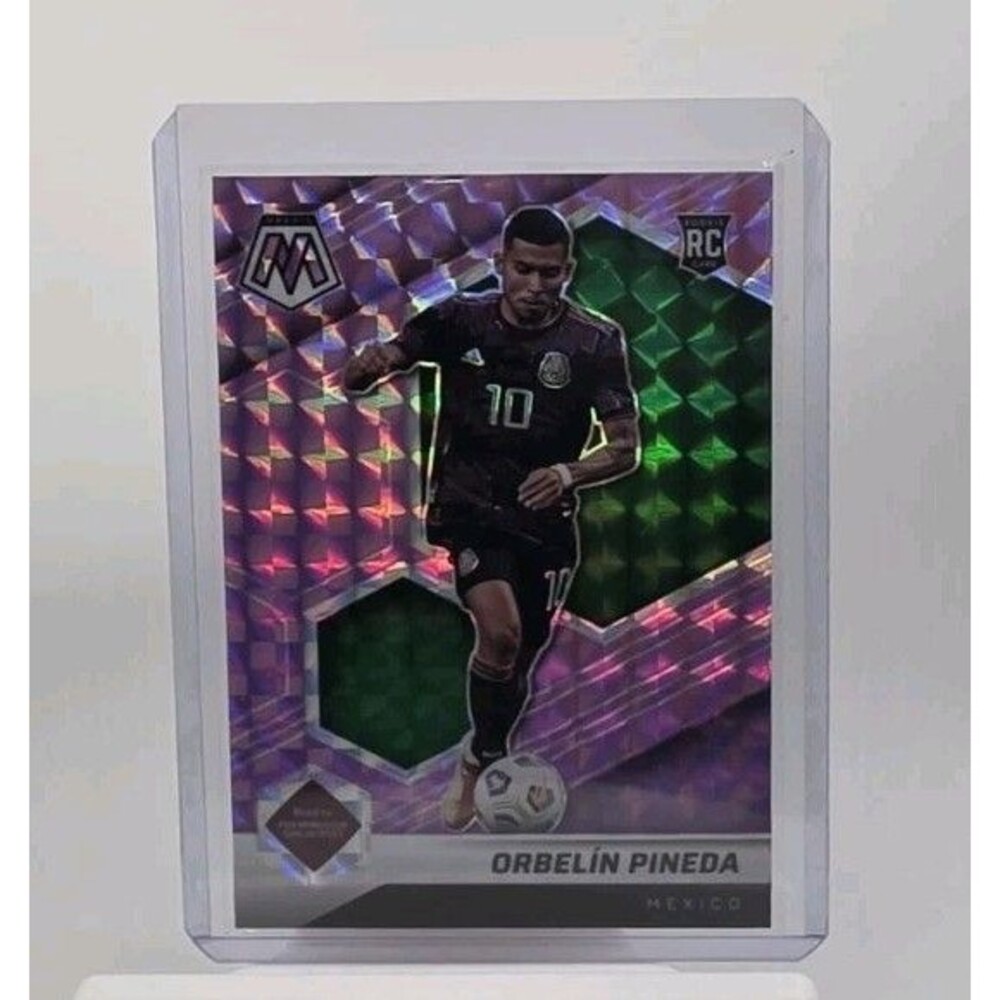 2021-22 Mosaic Road to World Cup Purple #19 Orbelin Pineda 39/49 - Mexico Rookie